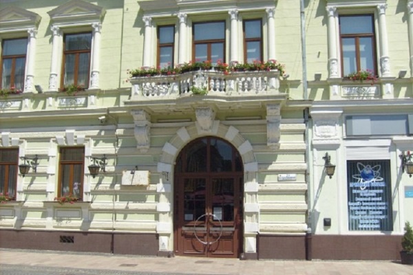 У Чернівцях відділ міського ДРАЦСу пропонують перевести у приміщення «Палацу урочистих подій»