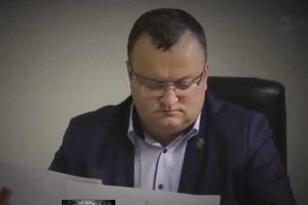 Чернівецькі журналісти привітали мера оригінальним відеорядом (Відео)