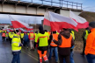Польські фермери повністю заблокували рух вантажівок на ПП Шегині