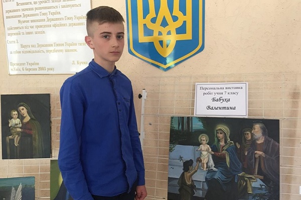У Чернівцях 12-річний школяр відкрив власну виставку ікон