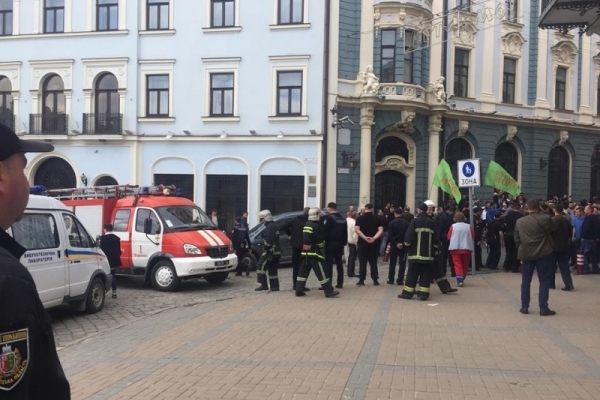 У Чернівцях невідомі повідомили про замінування на місці проведення «Фестивалю рівності»