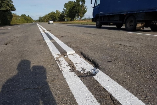 Чернівецька область - серед «відстаючих» з ремонту доріг