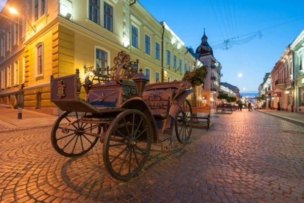 Чернівецька вулиця ввійшла у список найкрасивіших пішохідних доріг України