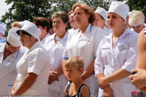 У Чернівецькій області планують скорочувати лікарів