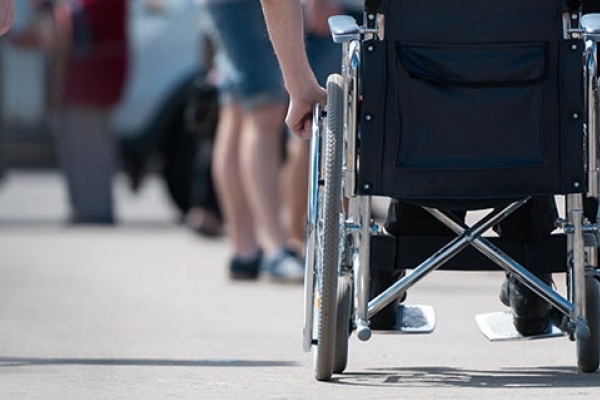 На Буковині хочуть ліквідувати недоступність освітніх закладів для людей з інвалідністю