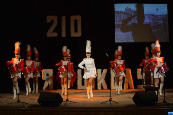Найстаріша школа міста Чернівці святкує ювілей (Фото)