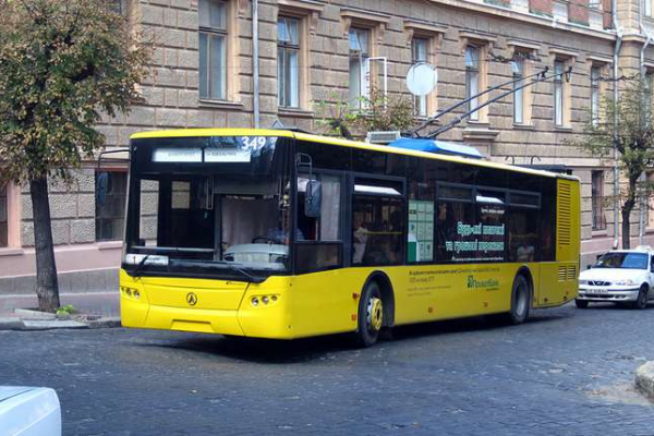 У Чернівцях рахуватимуть пасажирів тролейбусів