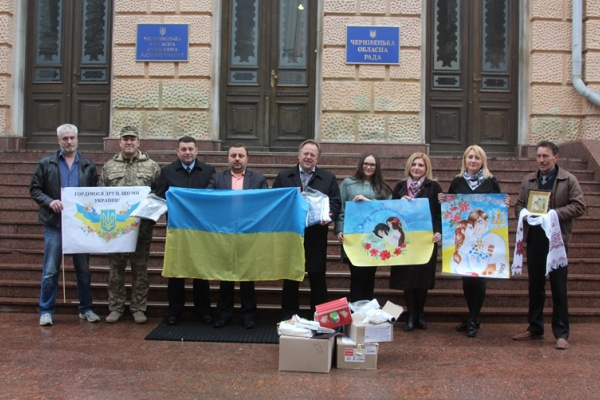 Буковинці їдуть піснею підтримати бойовий дух українських воїнів
