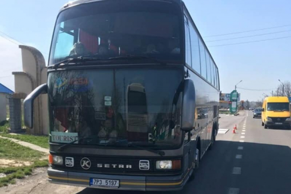 У Чернівецькій області оштрафували водія автобуса з іноземними номерами (Фото)