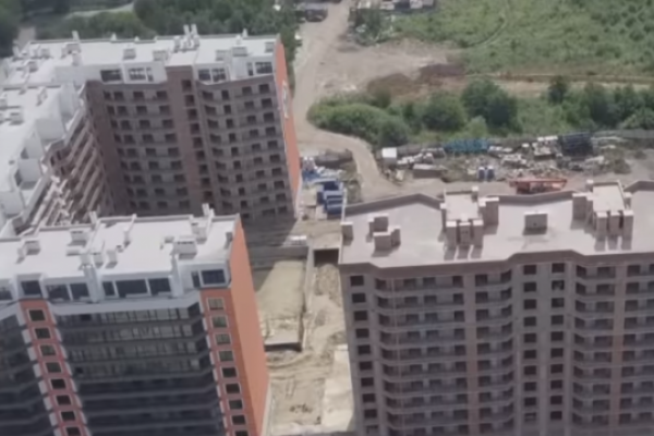 Каспрук і нерухомість: скільки квартир роздали представникам «Народного фронту» в Чернівцях? (Відео)