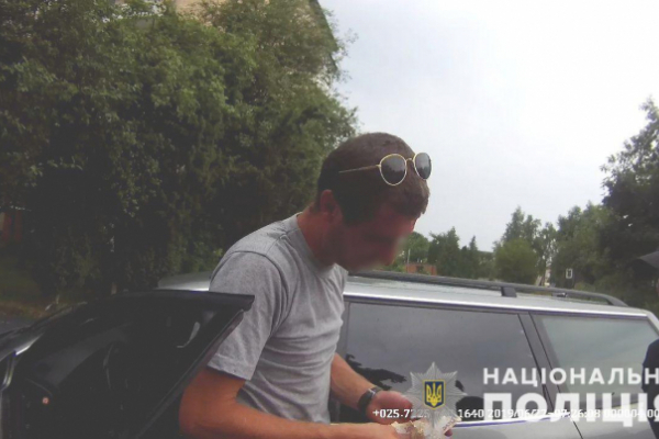 На Буковині поліцейські виявили водія напідпитку, якого розшукує поліція Одещини