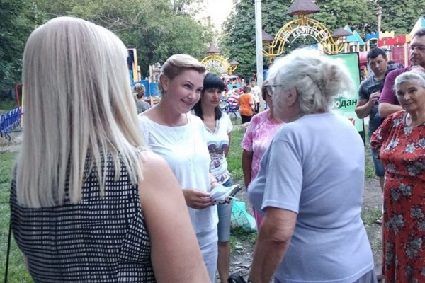 Оксана Продан зустрілася із мешканцями проспекту Незалежності