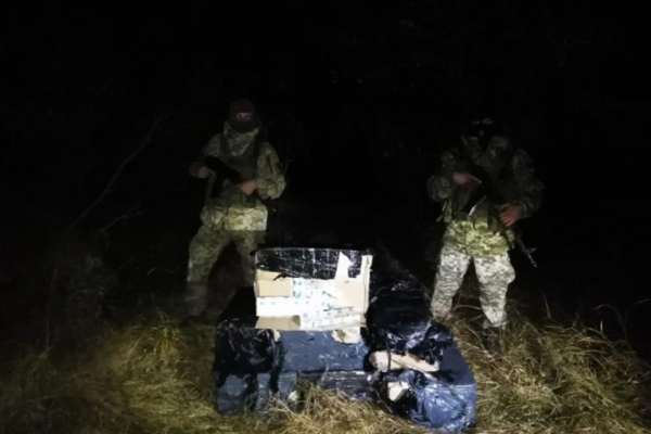 Прикордонники викрили контрабандну схованку на Буковині