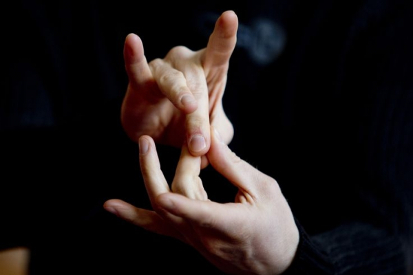 Правову консультацію жестовою мовою надають на Буковині