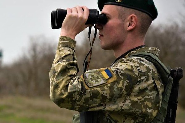Стрілянина на буковинському кордоні: троє поранених (відео)