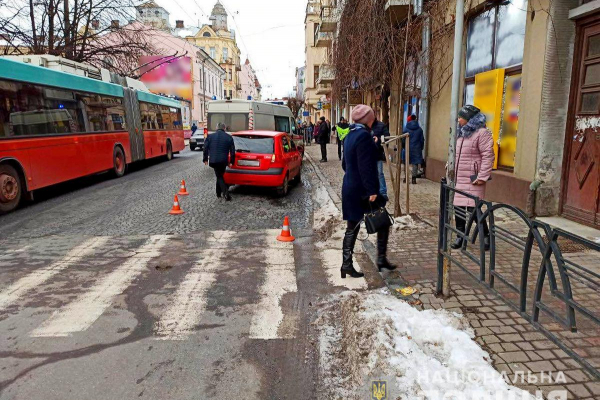 Чернівчанин допустив наїзд на малолітню місцеву жительку - потерпвла в лікарні