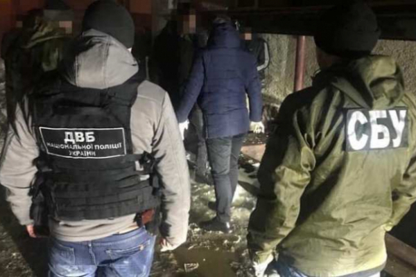 На Буковині слідчий поліції організував наркобізнес (ФОТО)