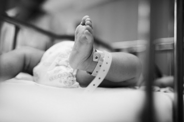У Чернівцях з підозрою на коронавірус  у реанімації перебуває новонароджене дитя