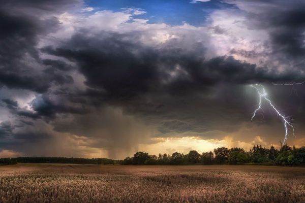 На території Чернівецької області оголосили штормове попередження