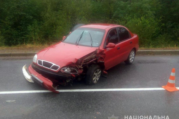 ДТП на Буковині: внаслідок аварії постраждав чоловік