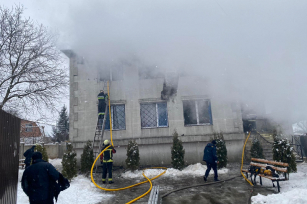 Під час пожежі у Харківському будинку для пристарілих загинули 15 людей (відео)