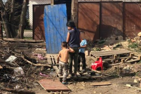 У Чернівцях проведено обстеження умов проживання дітей з сімей етнічних меншин (ФОТО)
