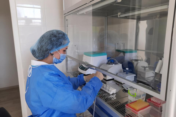 Шкірвендиспансер у Чернівцях почав робити ПЛР-тести на COVID-19