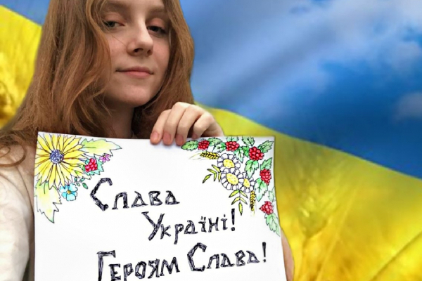Одразу дві роботи школярів з Буковини перемогли у челенджі “Українська мова важлива”