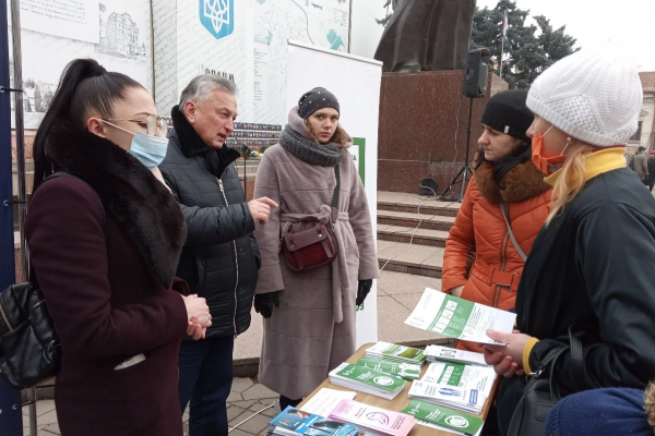 «Дій проти насильства»: фахівці БПД у Чернівцях долучилися до Всеукраїнської акції