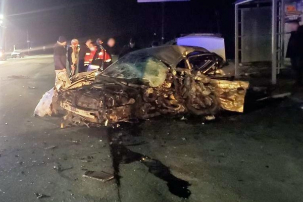 Внаслідок жахливої аварії у Кіцмані вночі загинув молодий водій