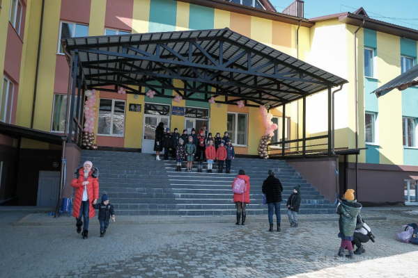  У гірській громаді Буковини відкрили школу на 240 учнів