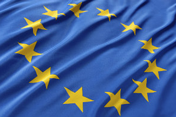 Єврокомісія офіційно запропонувала надати Україні статус кандидата на вступ в ЄС