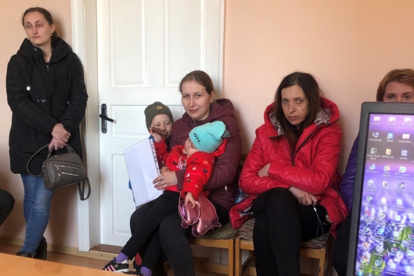 Вимушеним переселенцям на Буковині надають безкоштовну правову допомогу. Деталі