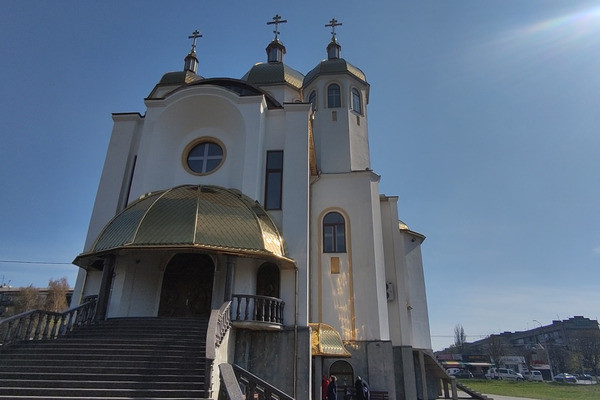 Суспільне Буковина транслюватиме на всю Україну Великоднє богослужіння із собору у Чернівцях