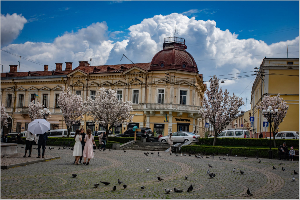 Чернівецький фотограф закарбував на світлинах красу свого міста (ФОТО)