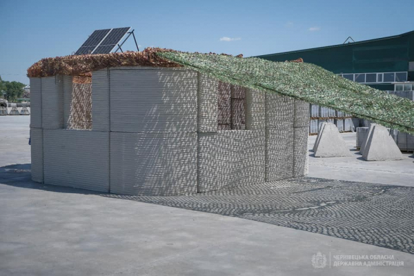 На Буковині презентували захисні оборонні споруди, виготовлені на 3D принтерах (ФОТО)