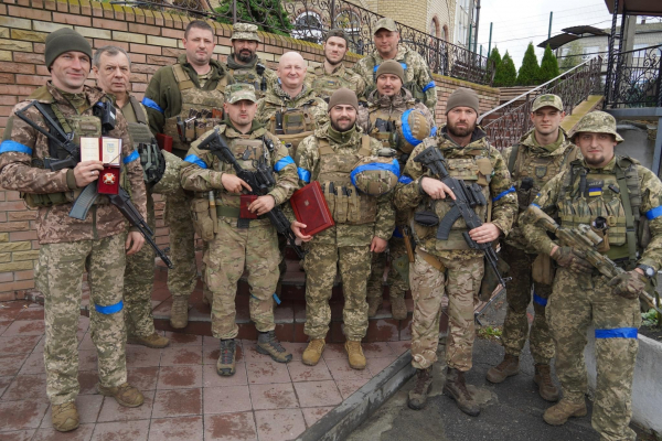 Воїни 80-ї окремої десантно-штурмової бригади отримали нагороди від Зеленського (ФОТО)