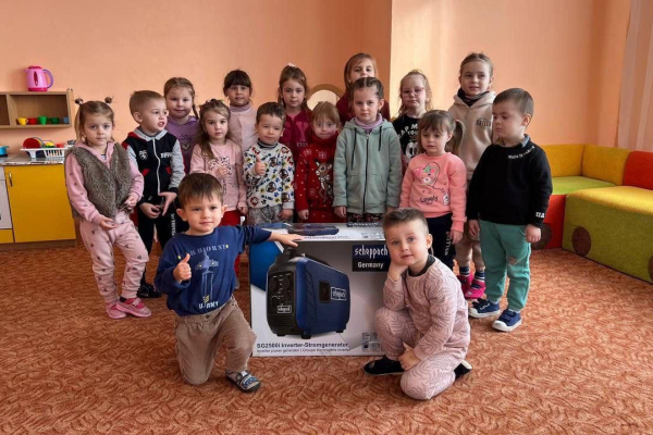 Понад 50 громад на Буковині отримали генератори для дитсадків від німецьких меценатів (ФОТО)