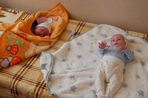 Тільки минулого тижня у дитячій лікарні Чернівців пролікувалися 28 покинутих малюків (ФОТО)