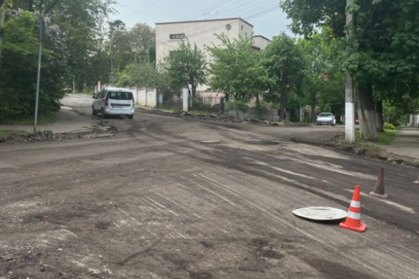 У Чернівцях розпочали ремонт вулиці Ольги Гузар