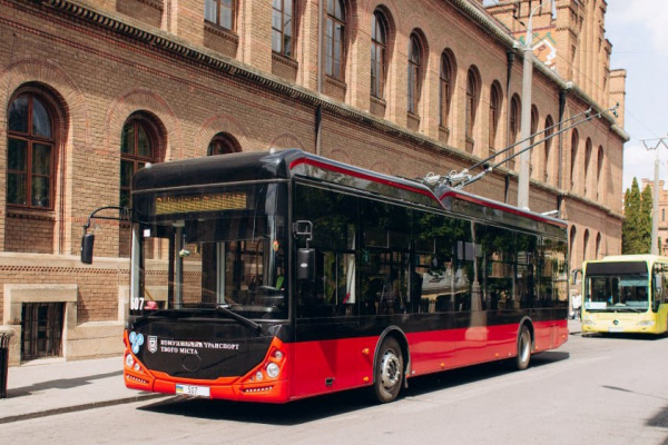 Чернівці закуплять півсотні новеньких тролейбусів за кредитні кошти ЄС (ФОТО)