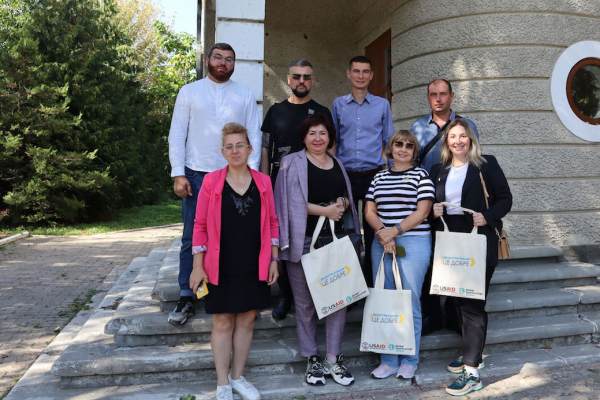 Дніпропетровські громади на Буковині обмінялися досвідом із громадами-партнерками Програми USAID DOBRE 