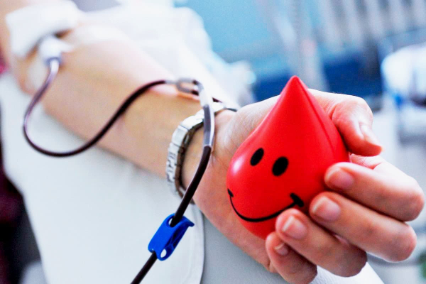 У Чернівцях потребують донорів 1 та 3 групи крові негативного резус фактору. Терміново