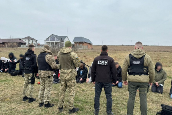 На Буковині поблизу кордону з Румунією затримали 34 військовозобов'язаних