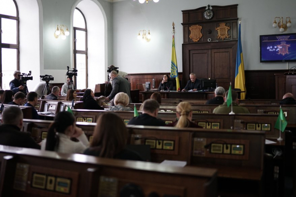 Депутатам у Чернівцях можуть дозволити їздити у відрядження без погодження міського голови