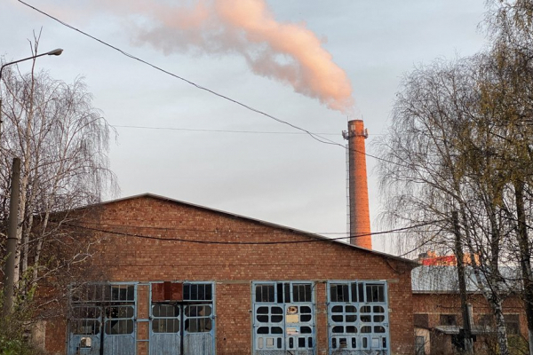 У Чернівцях повторно виставили на аукціон приміщення колишнього тролейбусного депо 