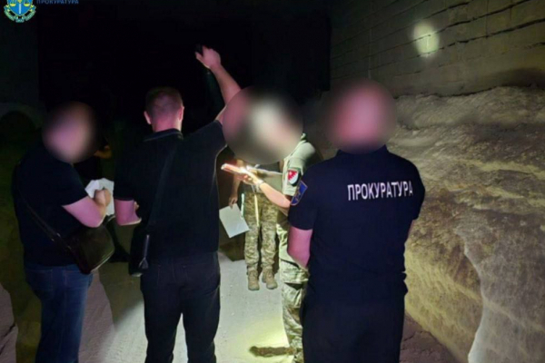 На Буковині під прикриттям облаштування бомбосховища видобували вапняк на мільйони гривень