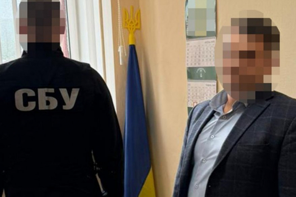 Депутата на Буковині підозрюють в отриманні хабарів за ухилення від мобілізації
